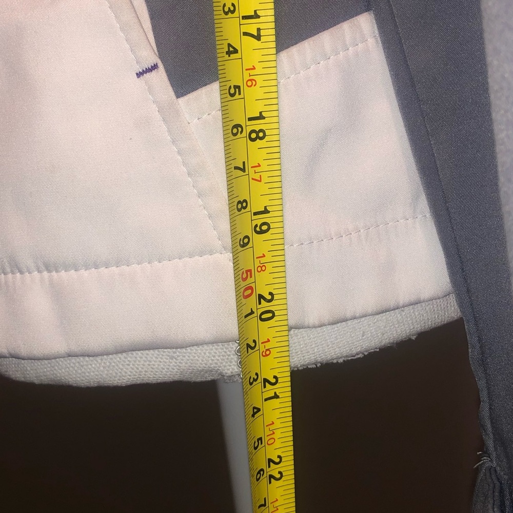Free Tech Jacket - Picture 5 of 6